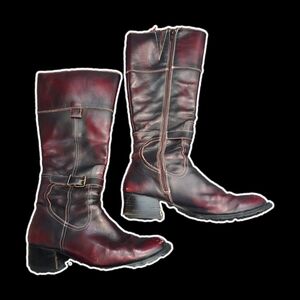 Stylish Burgundy Leather Boots